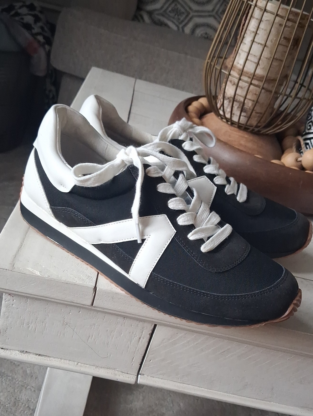 LOFT Black and White Women's Retro Runner Sneakers